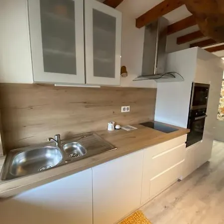 Jolie A La Chez Tinat * Tregueux